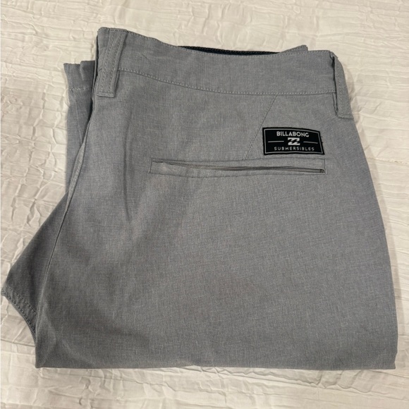 Billabong 4 Way Stretch Shorts. Size 30! Light, Comfortable, BILLABONG ππΌπ₯ - Picture 3 of 4
